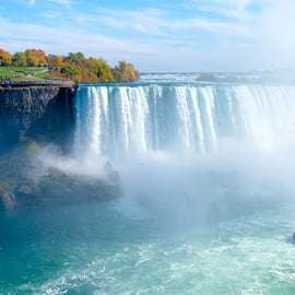Desde Nueva York: Excursión de 2 días a las cataratas del Niágara con compras en outlets