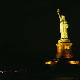 NYC: Crucero Circle Line 2h Harbor Lights Skip-The-Box-Office