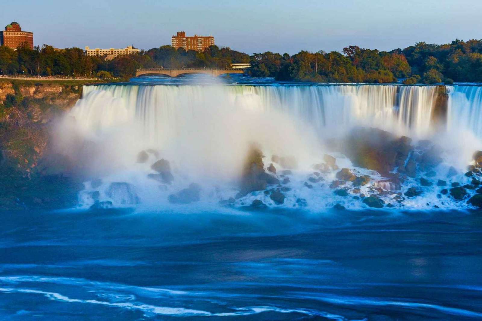 Nueva York: Excursión guiada nocturna a las cataratas del Niágara