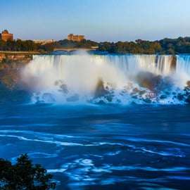 Nueva York: Excursión guiada nocturna a las cataratas del Niágara