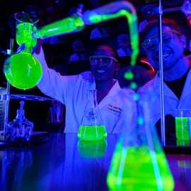 NYC: Science and Sip® Experience El Laboratorio Borracho