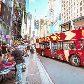 Nueva York: tour turístico con paradas libres en autobús descapotable