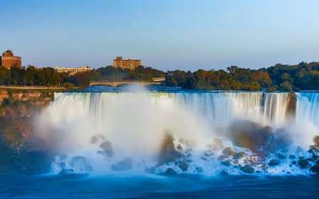 Nueva York: Excursión guiada nocturna a las cataratas del Niágara