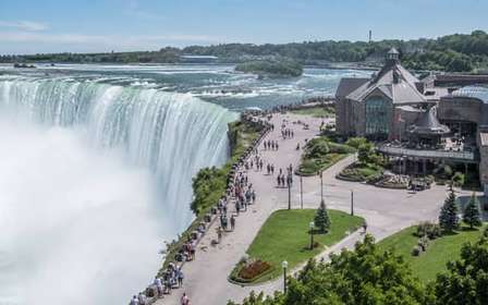 Desde New York:Niagara Falls de Día Opción Iluminadas y Fuegos artificiales