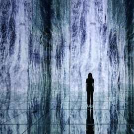 Arte Museum Nueva York: una exposición de arte multimedia inmersiva.