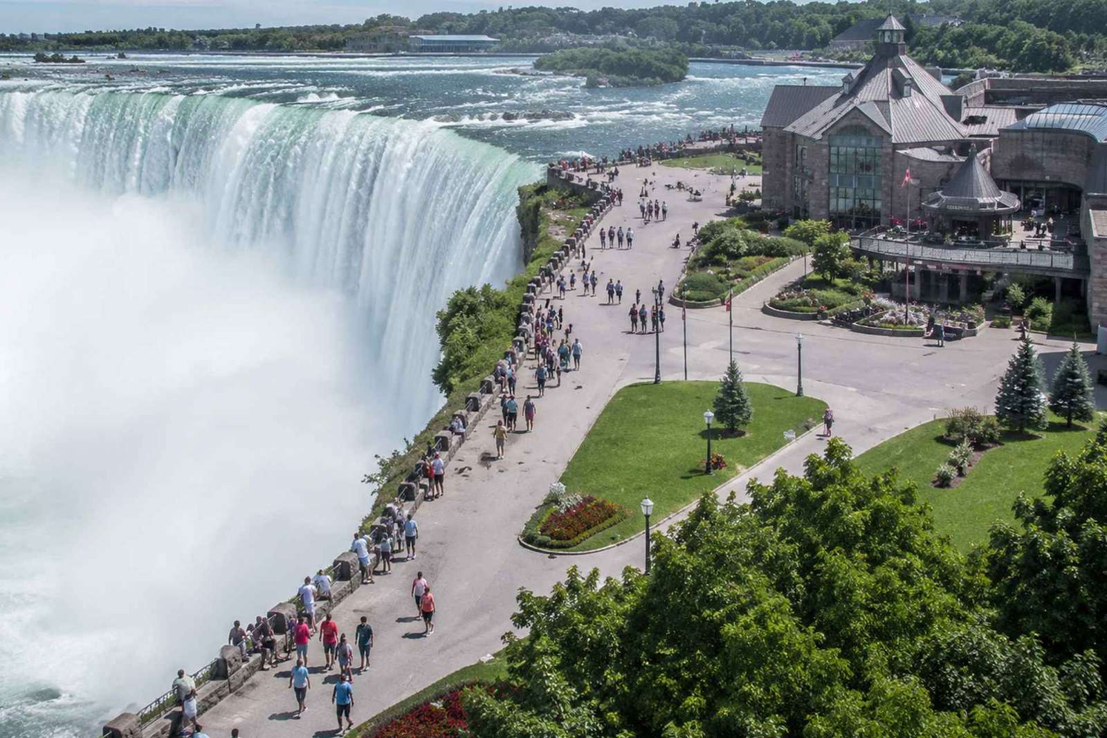 Desde New York:Niagara Falls de Día Opción Iluminadas y Fuegos artificiales