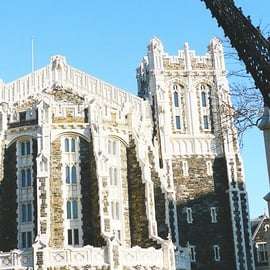 Harlem Oeste: Servicio religioso gospel y paseo dominical