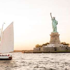 NUEVA YORK Vela al atardecer a bordo de la Goleta Adirondack