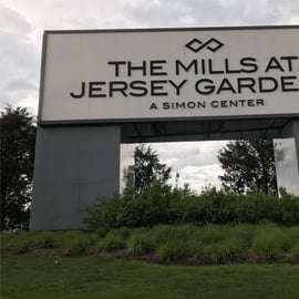 De compras en Jersey Gardens
