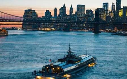 NYC: Brunch, almuerzo o cena de lujo en crucero por el puerto