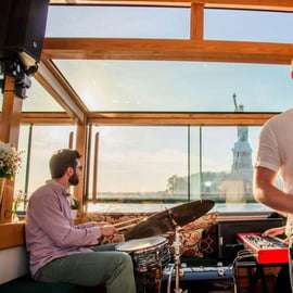 NUEVA YORK: Crucero nocturno de Jazz en el Yate Manhattan