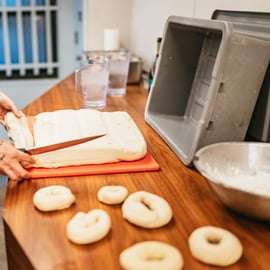 NYC: Taller de elaboración de panecillos con un panadero galardonado