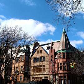 Harlem Oeste: Servicio religioso gospel y paseo dominical