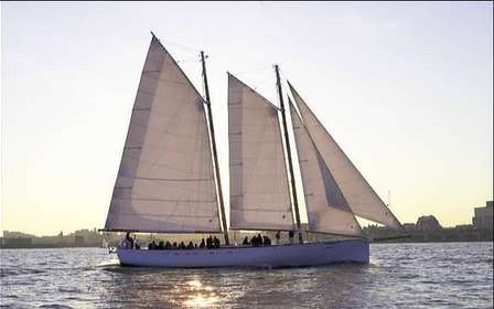 NUEVA YORK Vela al atardecer a bordo de la Goleta Adirondack