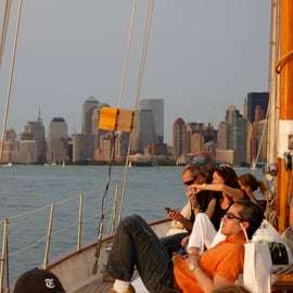 NUEVA YORK Vela al atardecer a bordo de la Goleta Adirondack