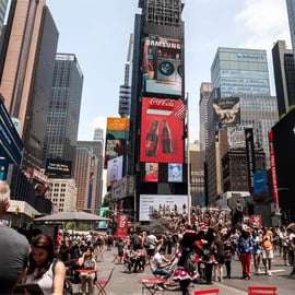 NYC: Mírate en una valla publicitaria de Times Square durante 24 horas